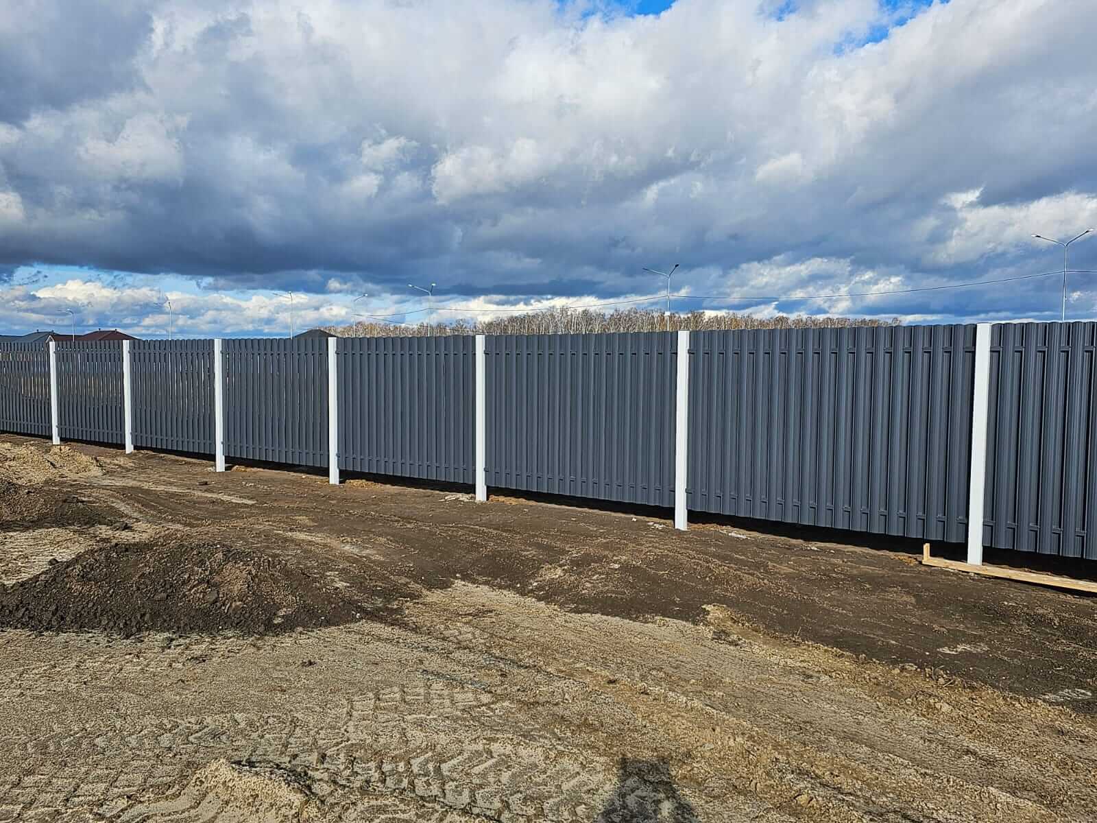 Забор из евроштакетника 234м RAL7024/7024 Серый Графит двусторонний фото 2 в Кирове