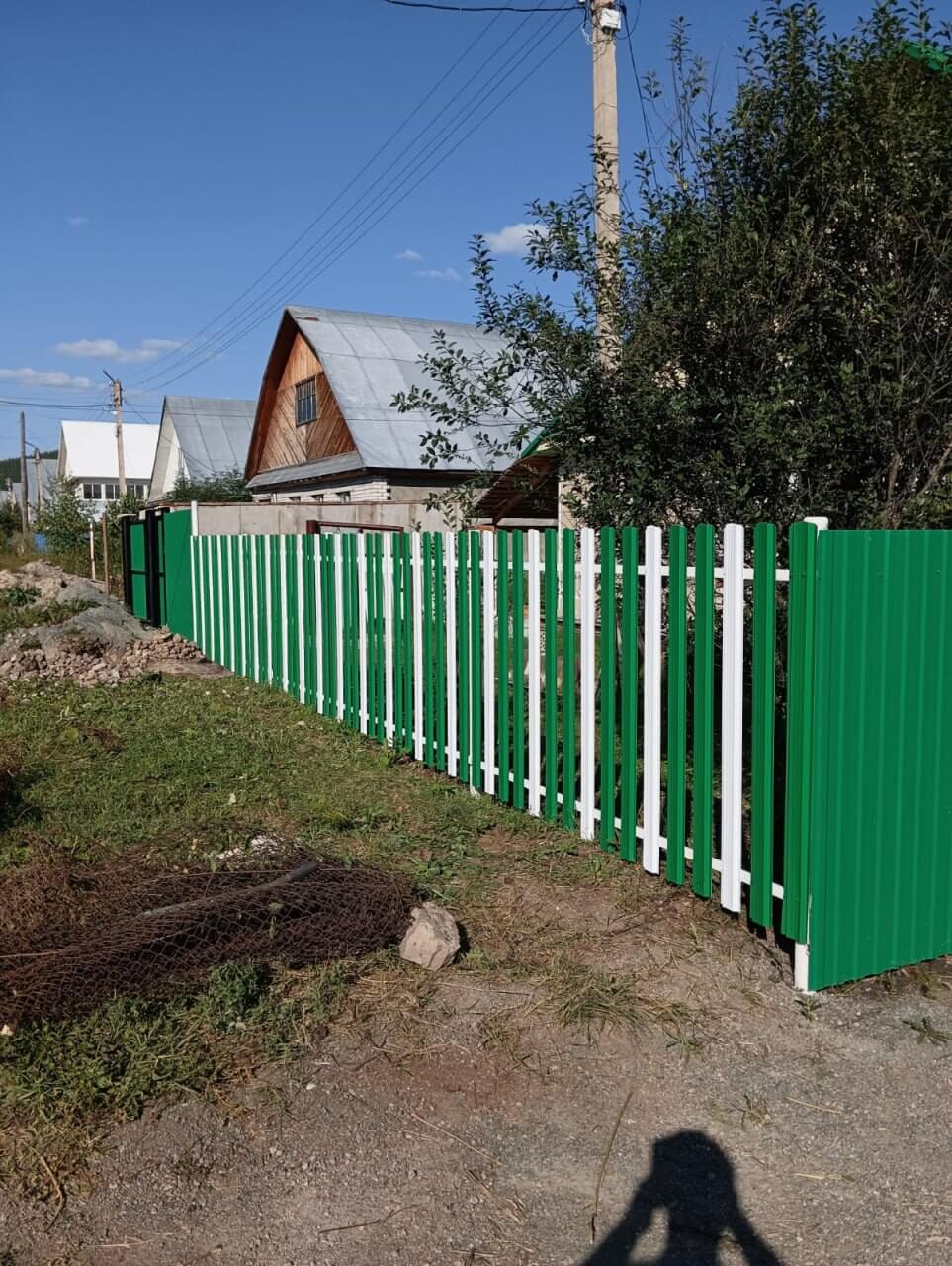 Забор из евроштакетника 10м RAL9003 Белый, RAL6029 Зеленая Мята в Кирове