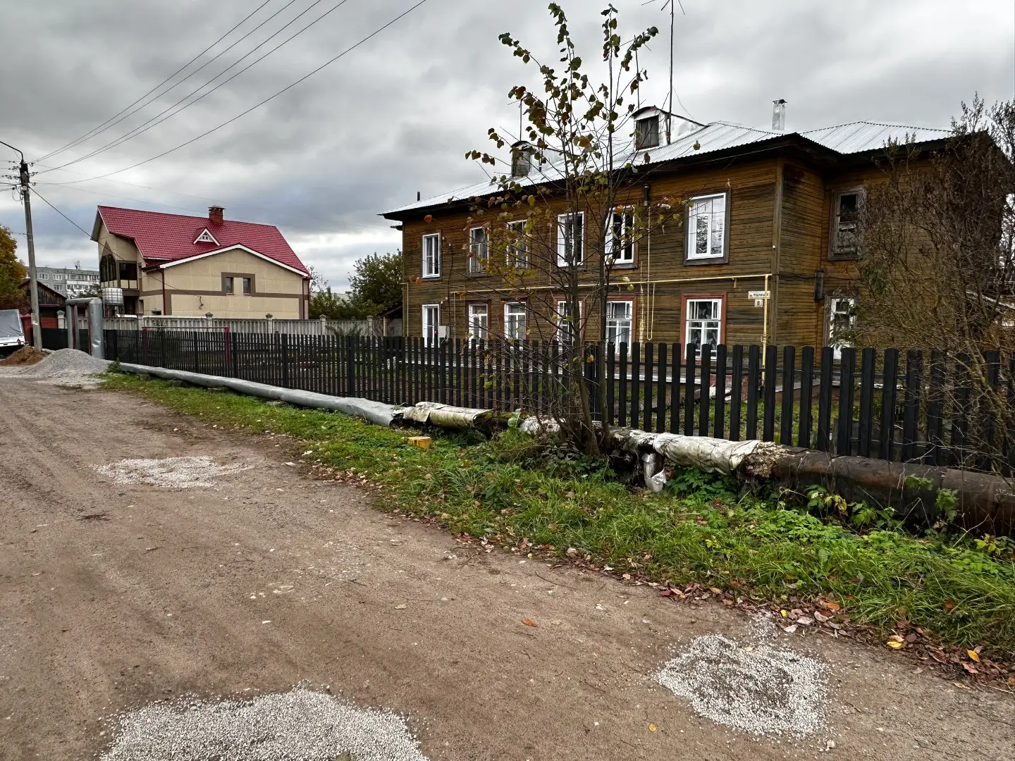 Забор из евроштакетника 63м Черное Дерево 3D Принтек фото 2 в Кирове