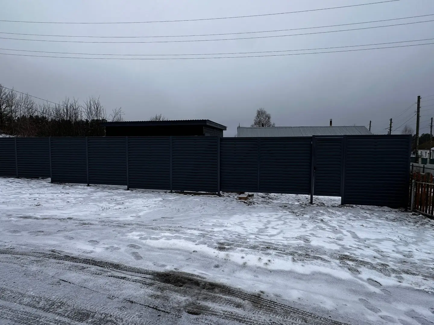 Забор-жалюзи из ламелей Хай-Тек 20м RAL7024/7024 Серый Графит двусторонний МАТТЕ фото 1 в Кирове