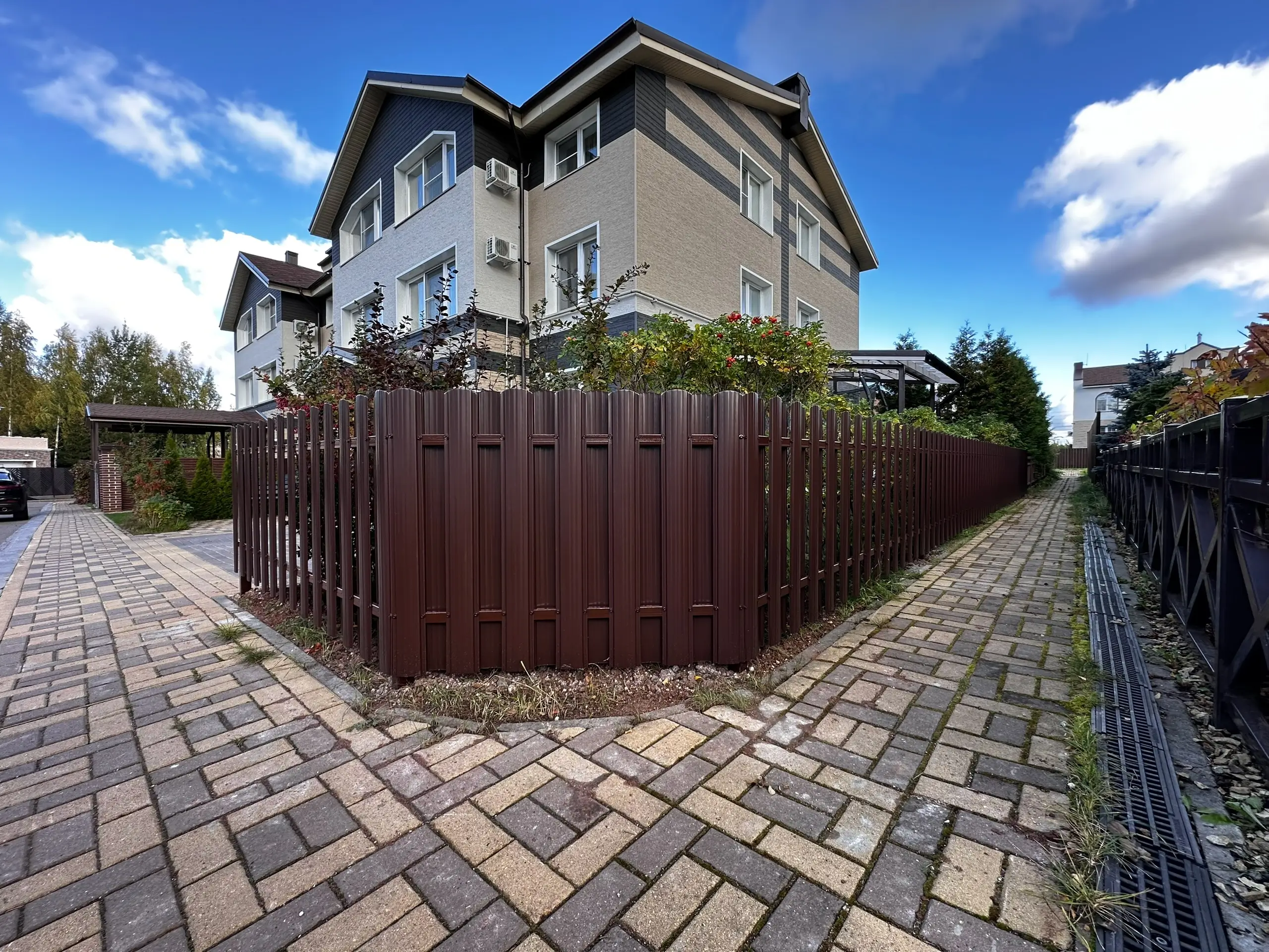 Заборчик из евроштакетника 18м RAL8017/8017 Шоколад двусторонний фото 1 в Кирове